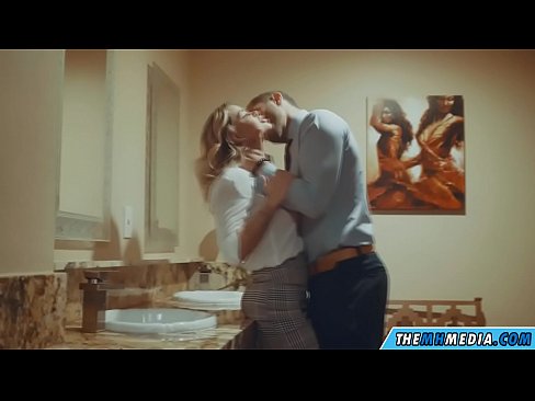 ❤️ När en bystig blondin förför dig på en offentlig toalett ❤️❌ Porno at sv.passiveincome1.ru ❌❤